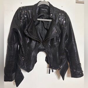 Chouyatou Women's Black Croc-Embossed Leather Jacket